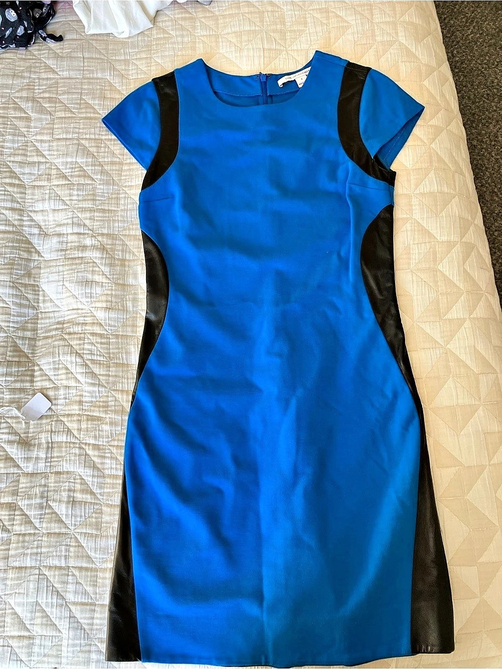 Diane von Furstenberg Color Block Mini Dress Blue & Black Size 6